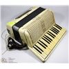 Image 1 : HOHNER VERDI 1 ACCORDIAN WITH MOTHER OF PEARL