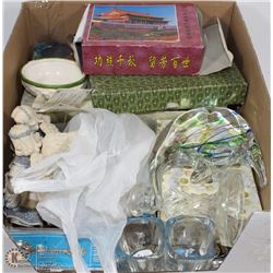 2 MINI CORK DISPLAYS, SMALL PANDA WALL HANGING