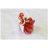 Image 2 : ROYAL DOULTON TOP O THE HILL FIGURE