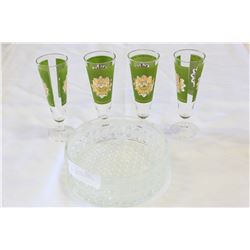 LOT OF FOUR GREEN VINTAGE STEMWARE AND CRYSTAL SERVING BOWL