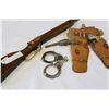 Image 1 : PAIR OF HAND CUFFS AND TOY GUNS IN HOLSTER