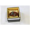Image 1 : ORNATE RED STONE BANGLE