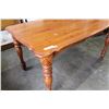 Image 2 : MAPLE DINING TABLE