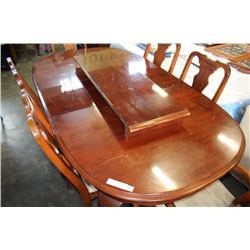 QUEEN ANNE LEG DINING TABLE WITH 2 LEAFS AND 6 CHAIRS