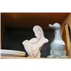 Image 1 : LOT OF COLLECTIBLE POTTERY AND FIGURES