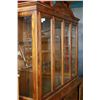 Image 3 : TWO PIECE OAK CHINA CABINET