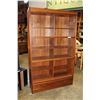 Image 2 : 6 BOOKSHELF