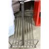 Image 2 : METAL CLOTHING RACK