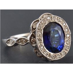 Ladies White Gold Diamond Ring