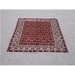 Fine Looking Allover Design Persian Hosseinabad Rug 5.2 x 7.1
