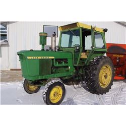 John Deere 4010 Tractor w/Cab