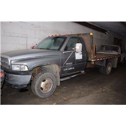 1995 Dodge 3500 Cummins Diesel 1 Ton Dually w/12' Flat Deck; 5 Speed Standard; Newer Clutch; 438,000