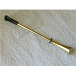 VINTAGE GOLD TONE CIGARETTE HOLDER WITH CASE BRASS MAYBE GOLD OR GOLD PLATED - NO WAY TO TEST IT - B