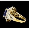 Image 3 : 14KT Yellow Gold 7.23ct Tanzanite and Diamond Ring