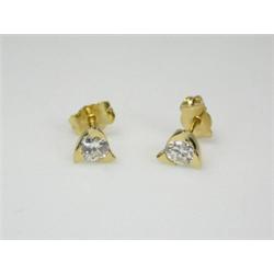A pair of 18ct gold and diamond earstuds each with a single modern brilliant cut stone   £450-500...