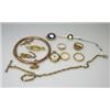 Image 1 : A mixed lot of decorative jewellery including: a 9ct gold fancy boxlink watch chain (a/f); three sm.