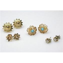 Four pairs of filigree and other decorative earrings (8)   £20-40...