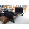 Image 1 : DOUBLE SIZED SLEIGH BED