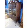 Image 2 : 1940'S WALNUT CHINA CABINET