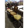 Image 1 : 5 MISMATCHED DINING CHAIRS