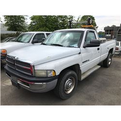 2002 DODGE RAM 2500, 2 DOOR PU, WHITE, VIN # 3B7KC26ZX2M298798