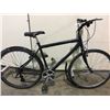 Image 2 : 2 BIKES: WHITE ROCKY MOUNTAIN MOUNTAIN BIKE & BLACK NO NAME MOUNTAIN BIKE