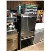 Image 1 : MOYER DIEBEL 501 HT COMMERCIAL DISHWASHER WITH 3 RACKS, POWDER & STAND