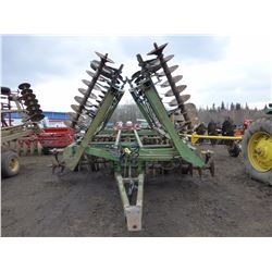 JOHN DEERE 330 - 27' DISC