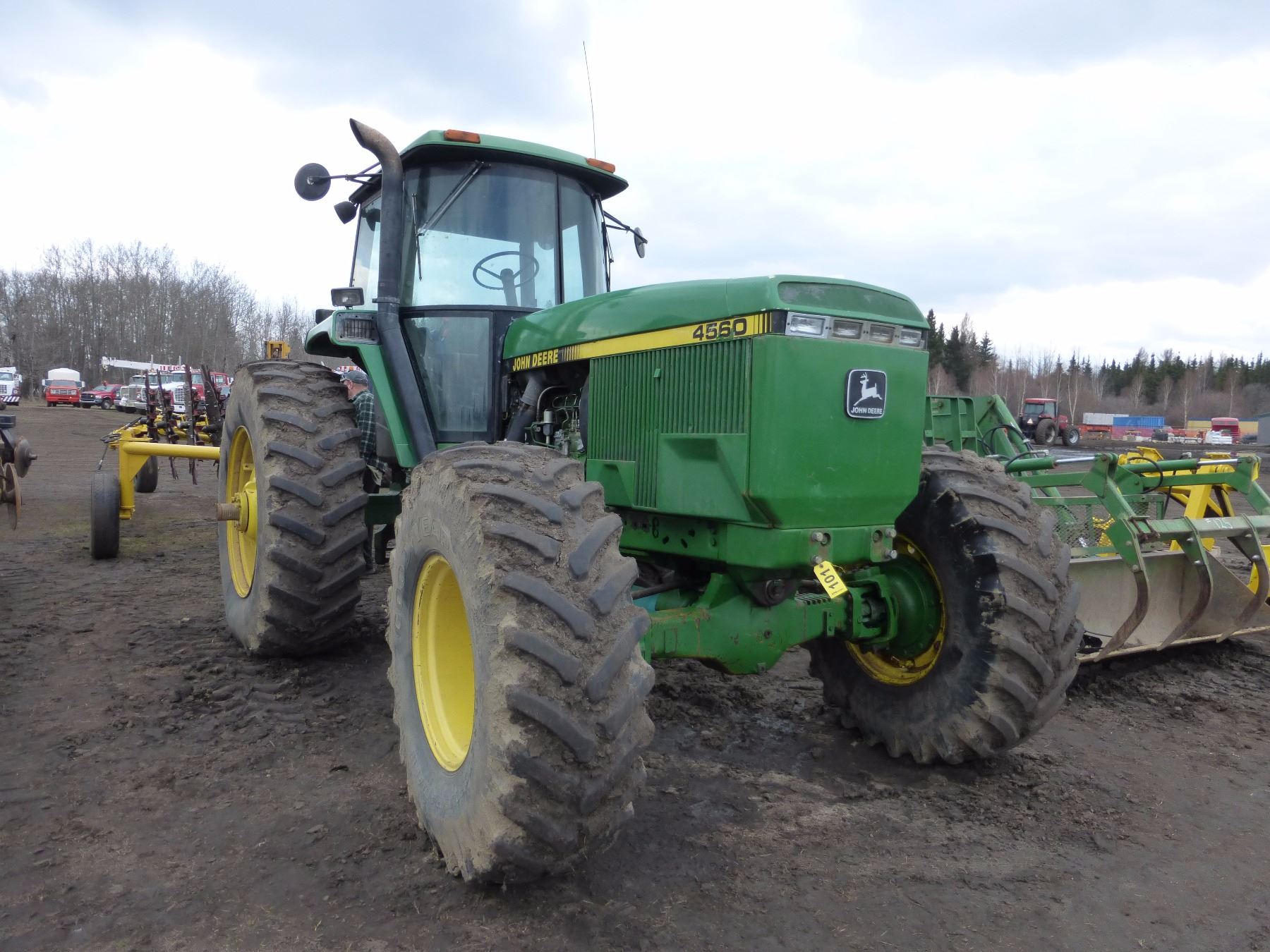 JOHN DEERE 4560 FWA TRACTOR JOHN DEERE 4560 FWA TRACTOR