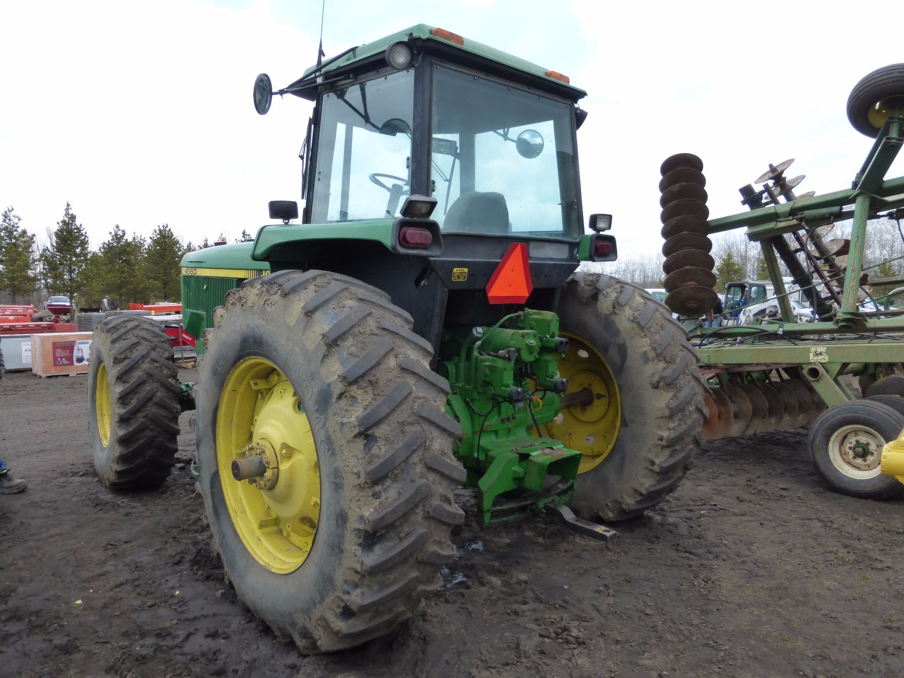 JOHN DEERE 4560 FWA TRACTOR JOHN DEERE 4560 FWA TRACTOR