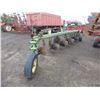 Image 2 : JOHN DEERE 3100 - 6 BOTTOM PLOW