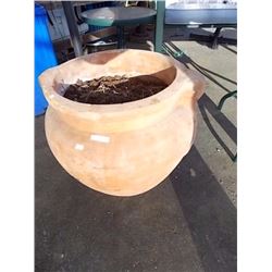 PLANT POT - EXTRA LARGE - TERRA COTTA