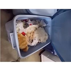 TOTE OF ASSORTED CHRISTMAS ITEMS