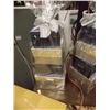 Image 3 : TREAT TOWER GIFT BOX - 4PK