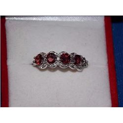 RING - 1.5CTW (5PC) ROUND FACETED GARNET  & 2 ROUND FACETED DIAMONDS IN STERLING SILVER SETTING - IN