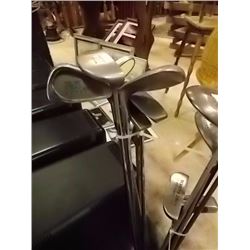 GOLF CLUBS - LOT OF 6 ASSORTED