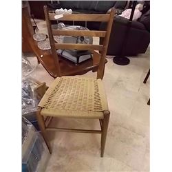 VINTAGE CANE SEAT CHAIR