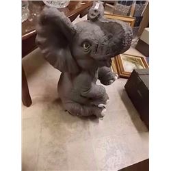 CONCRETE ELEPHANT YARD ORNAMENT