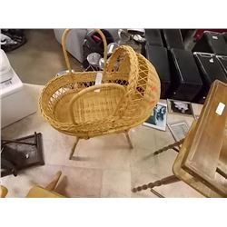 CHILD'S DOLL WICKER BASSINET