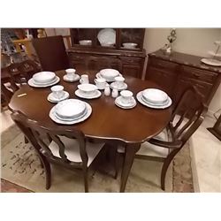 MAHOGANY DINING TABLE & 4 UPHOLSTERED SEAT CHAIRS - PLUS 1 LEAF