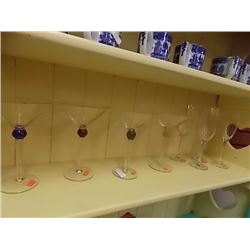 MARTNI & WINE GLASSES - 4 OF EACH = 8 TTL