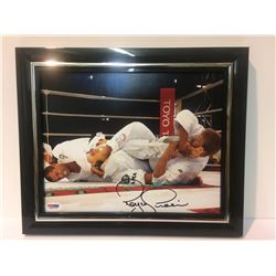 ROYCE GRACIE SIGNED 8" X 10" PHOTO (PSA/DNA COA)