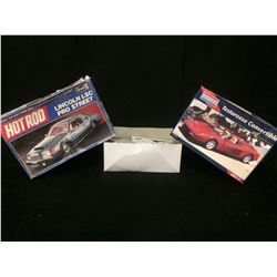 REVELL (LINCOLN LSC PRO STREET) & MONOGRAM (TESTAROSSA CONVERTIBLE) MODEL KIT CARS IN BOX