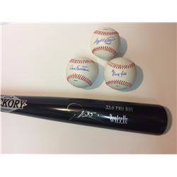 AUTOGRAPHED BASEBALL LOT