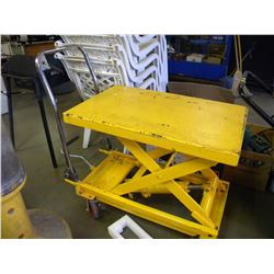 YELLOW ADJUSTABLE 4 WHEEL CART WITH LIFT