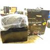 Image 1 : BOXED VIRTUAL 3D VIEWER