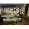 Image 1 : MEAT SLICER