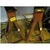 Image 1 : 2 JACK STANDS