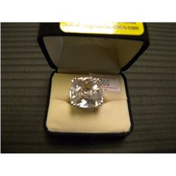 LARGE CRYSTAL RING