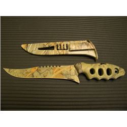 NEW GREEN CAMO HUNTING KNIFE